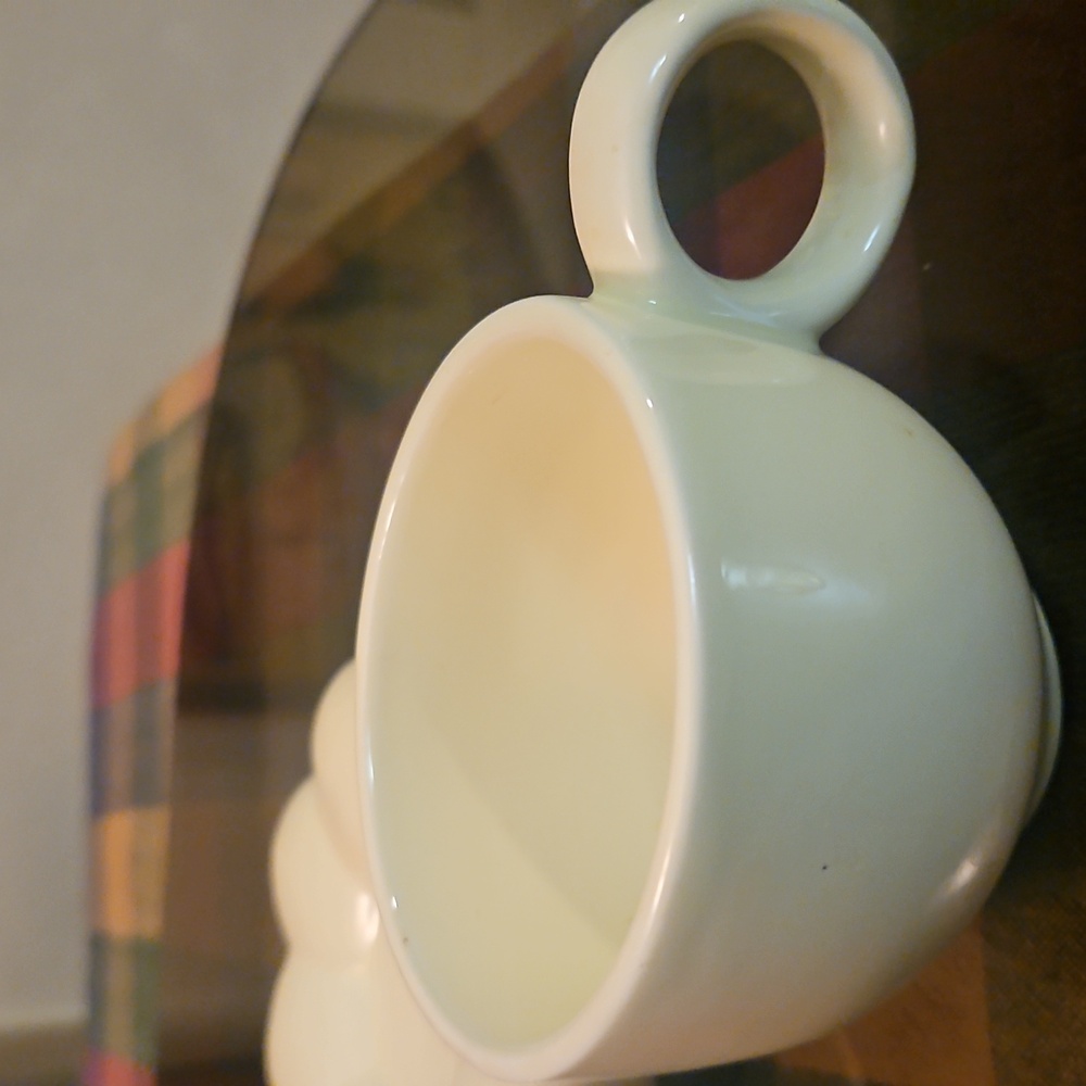 EUC Cloud Saucer & Tea Cup Set - Picture 3 of 4